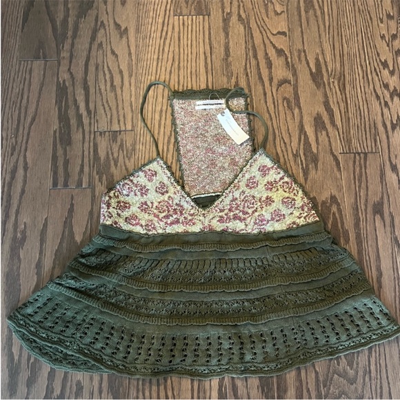 NWT Anthropologie Floral Crochet
Babydoll Sweater Tank size large - Picture 5 of 6